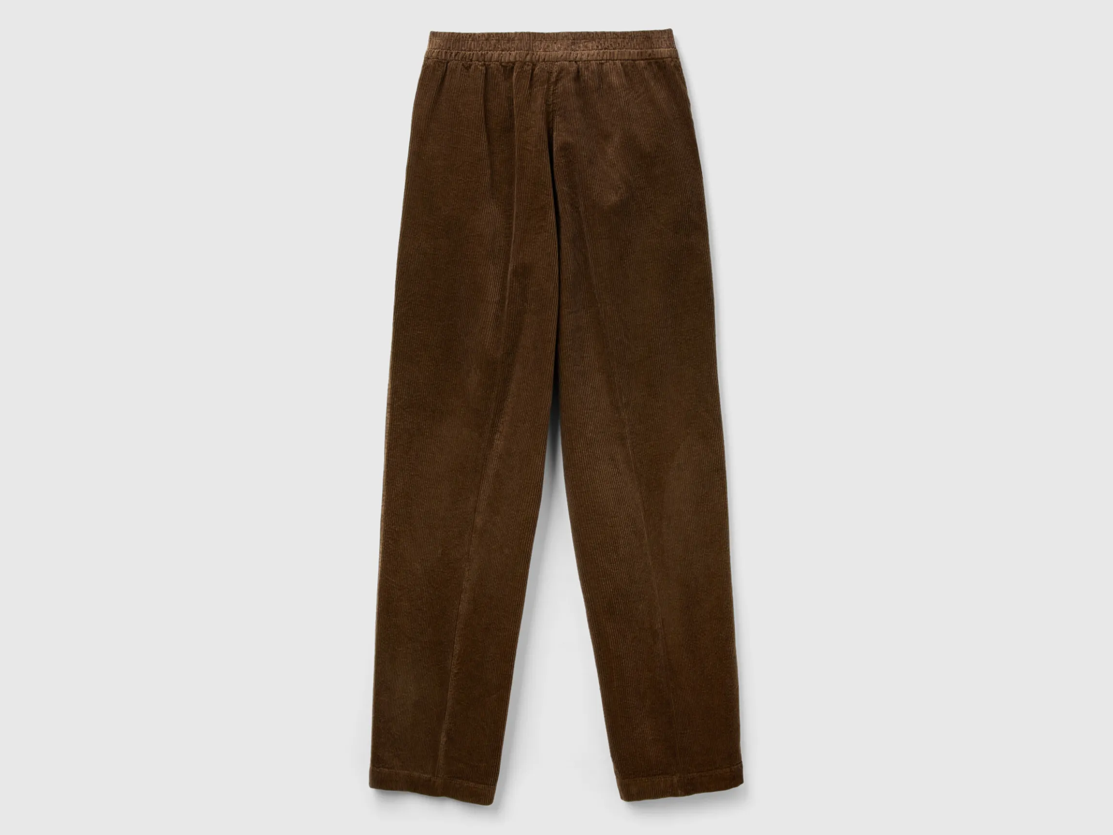 Wide velvet trousers