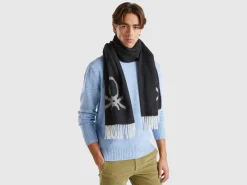 Wool and viscose blend scarf