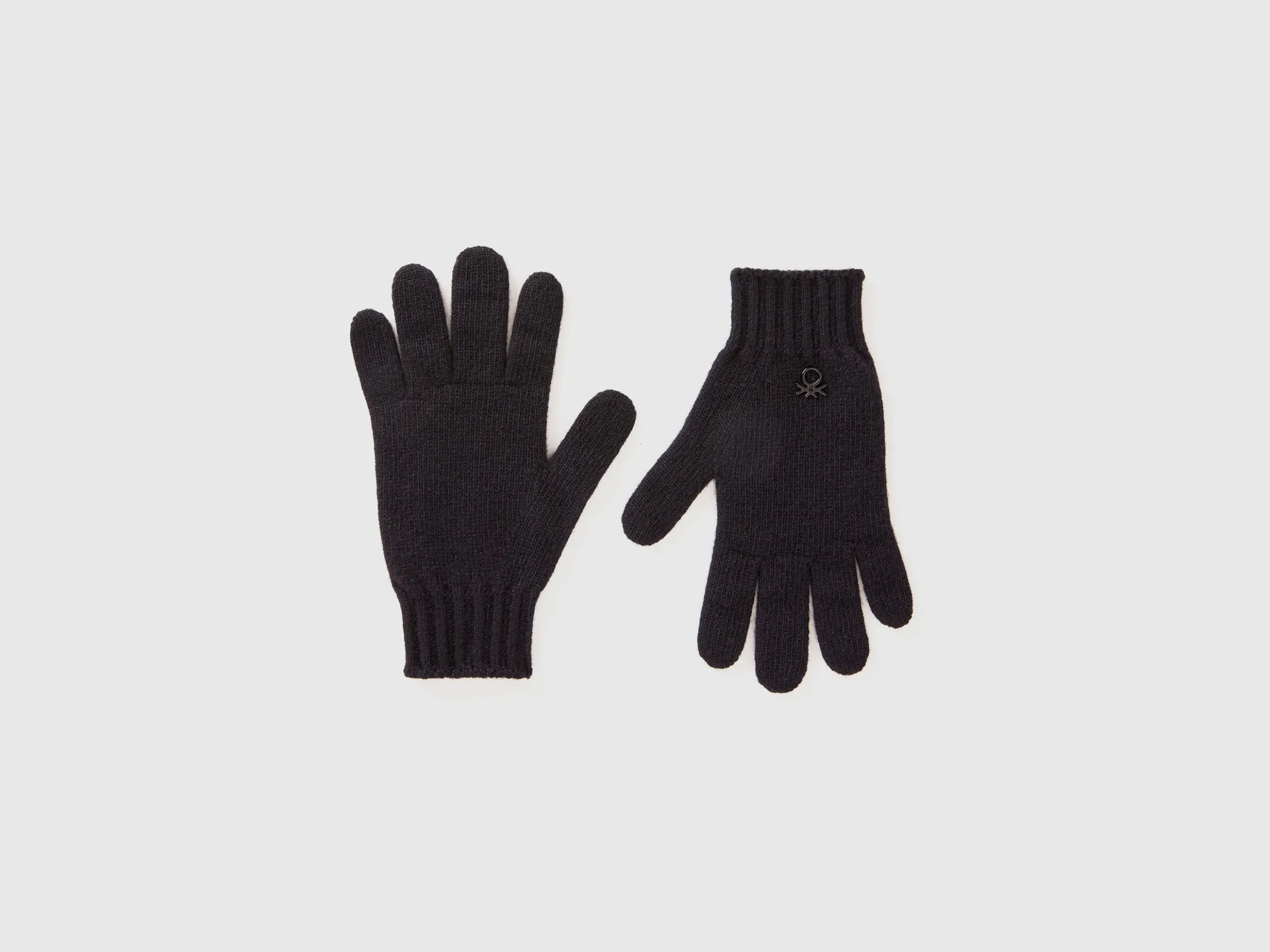 Wool blend gloves
