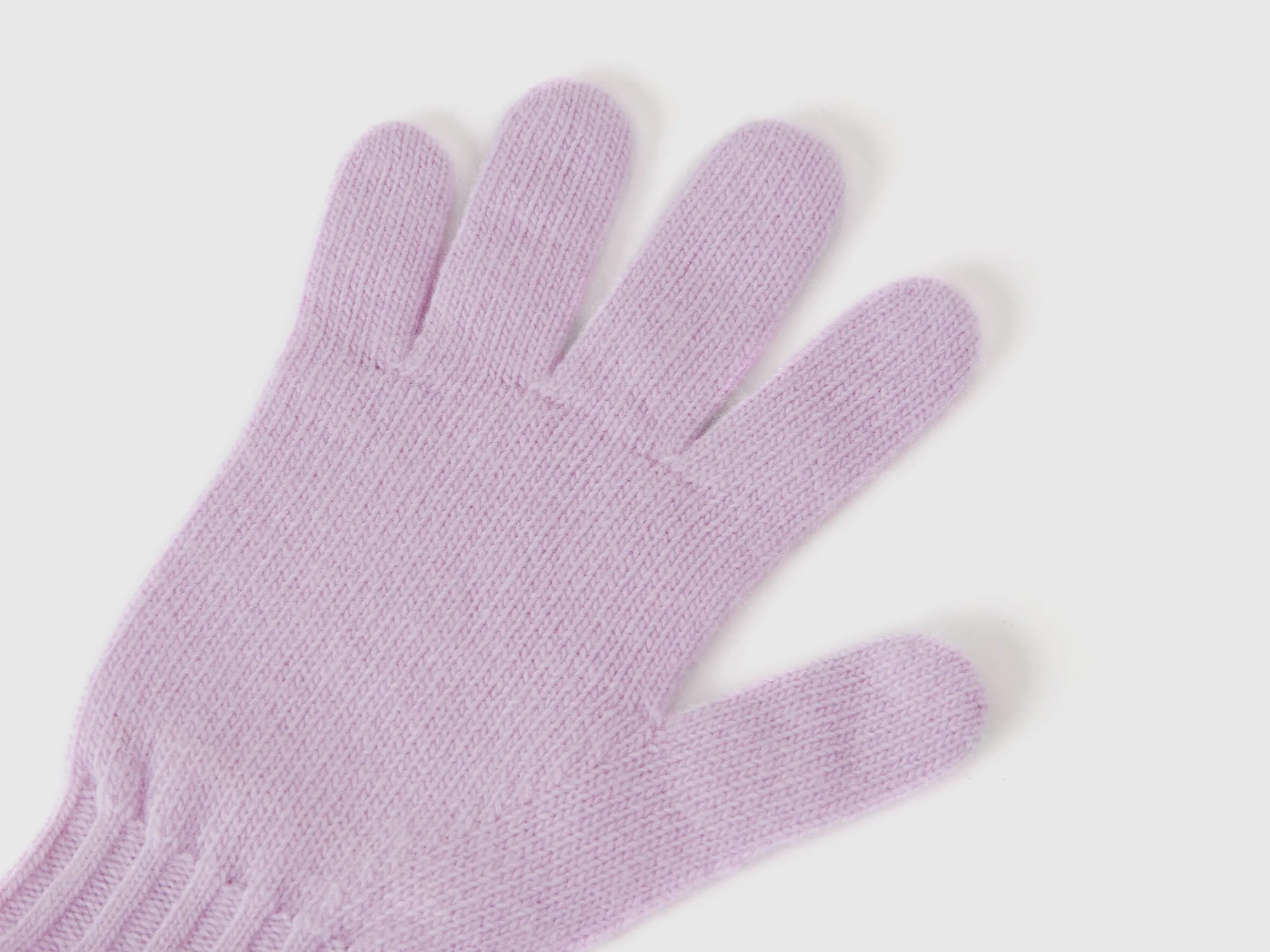 Wool blend gloves