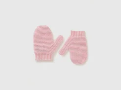 Wool blend mittens