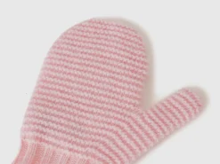 Wool blend mittens