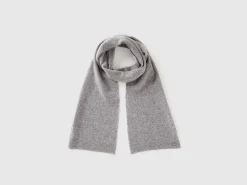 Wool blend scarf