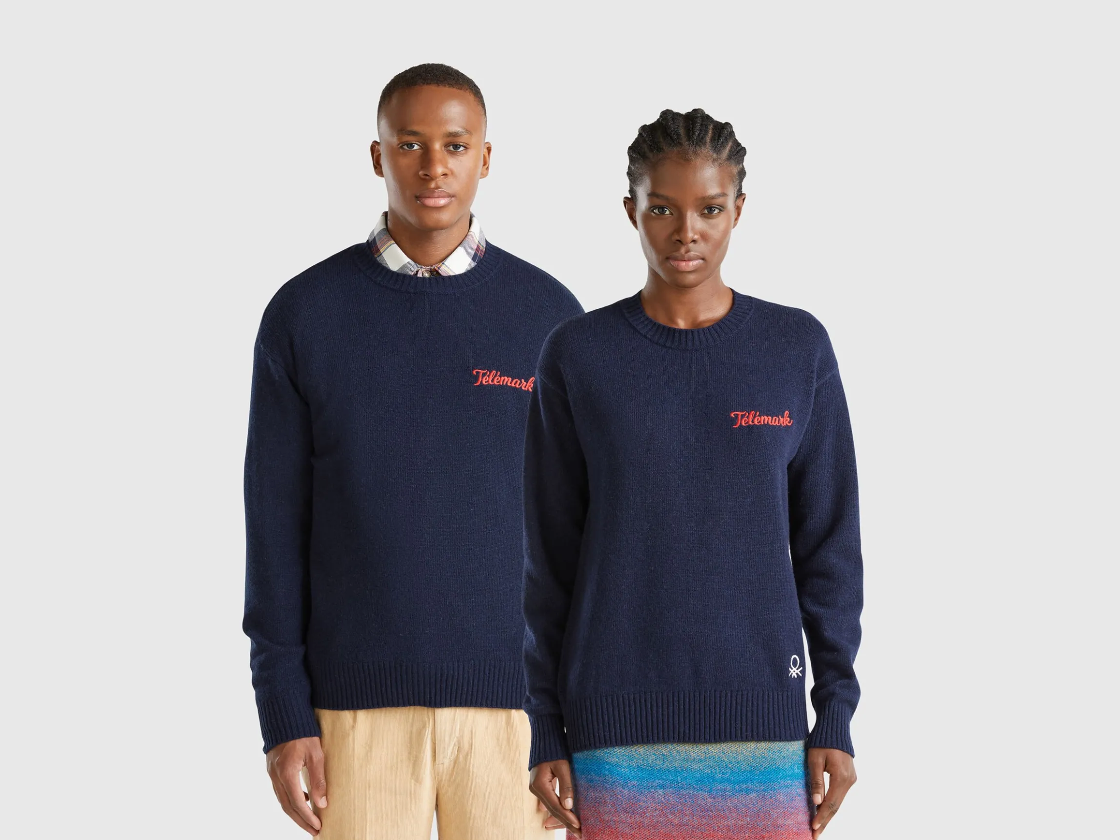 Wool blend sweater with ski graphic