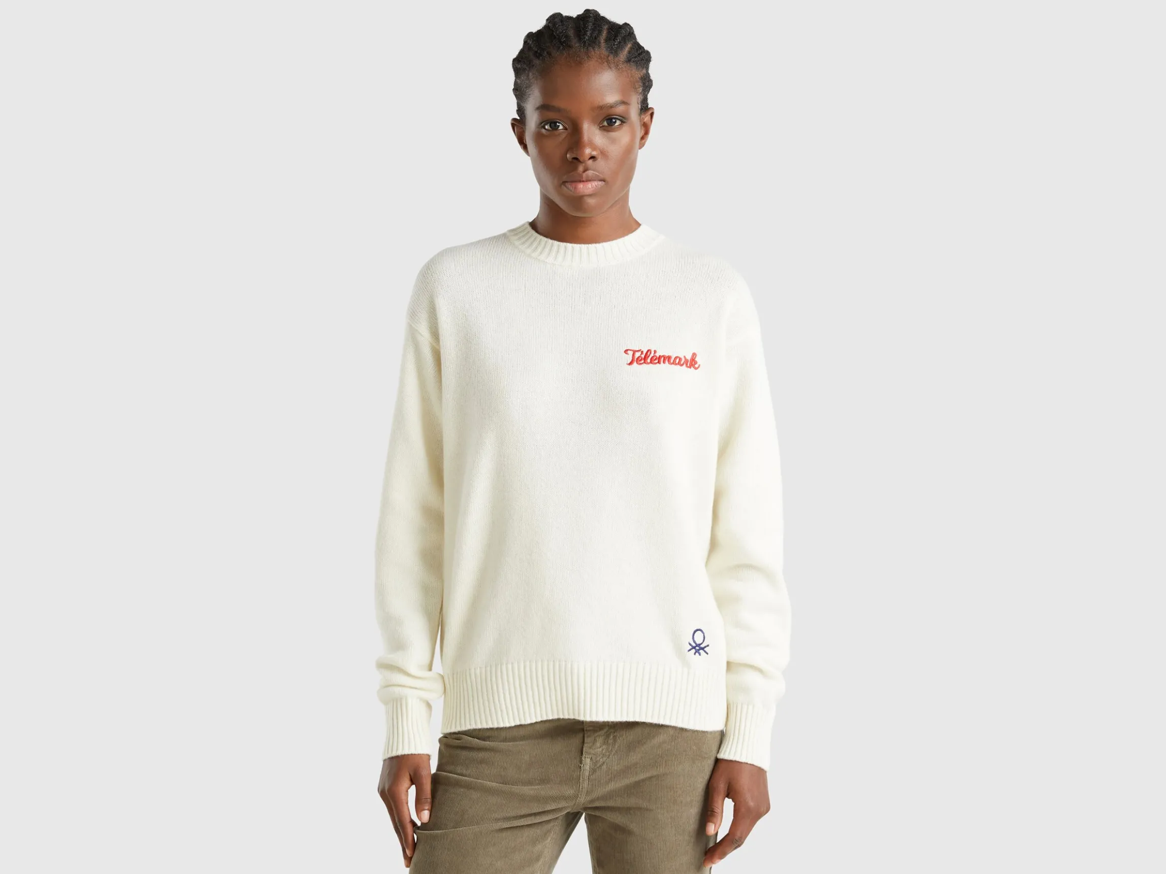 Wool blend sweater with ski graphic