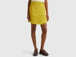 Wrap mini skirt in velvet