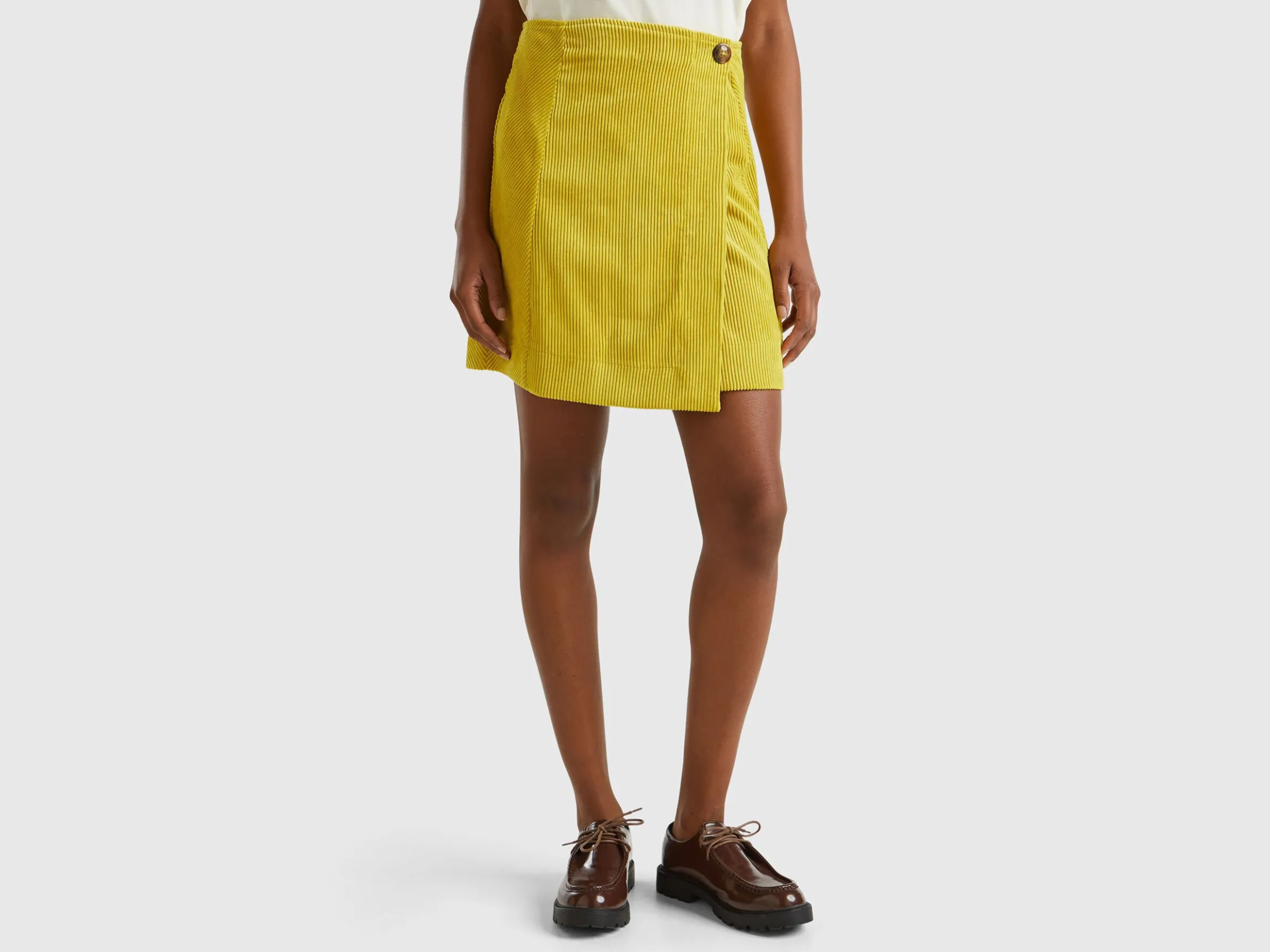 Wrap mini skirt in velvet