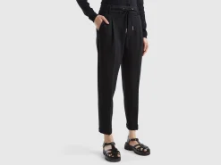 Yarn dyed trousers with drawstring