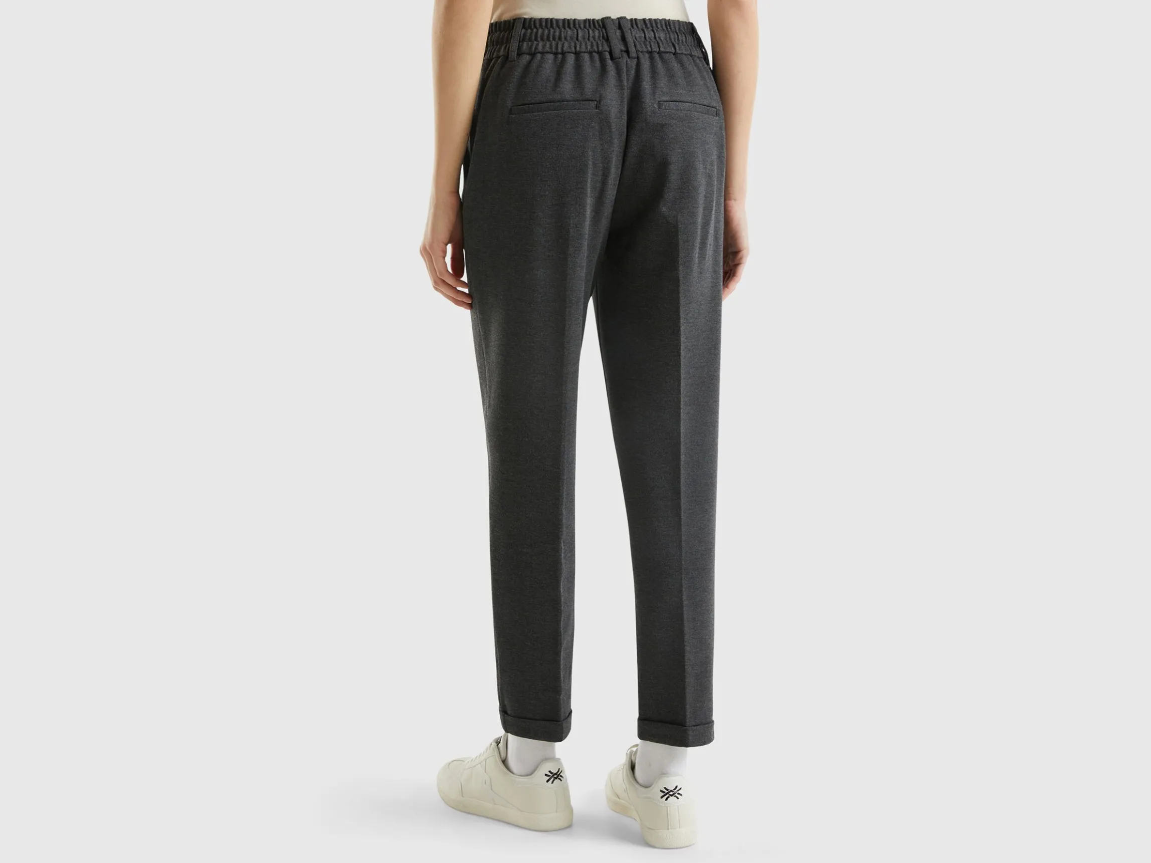 Yarn dyed trousers with drawstring