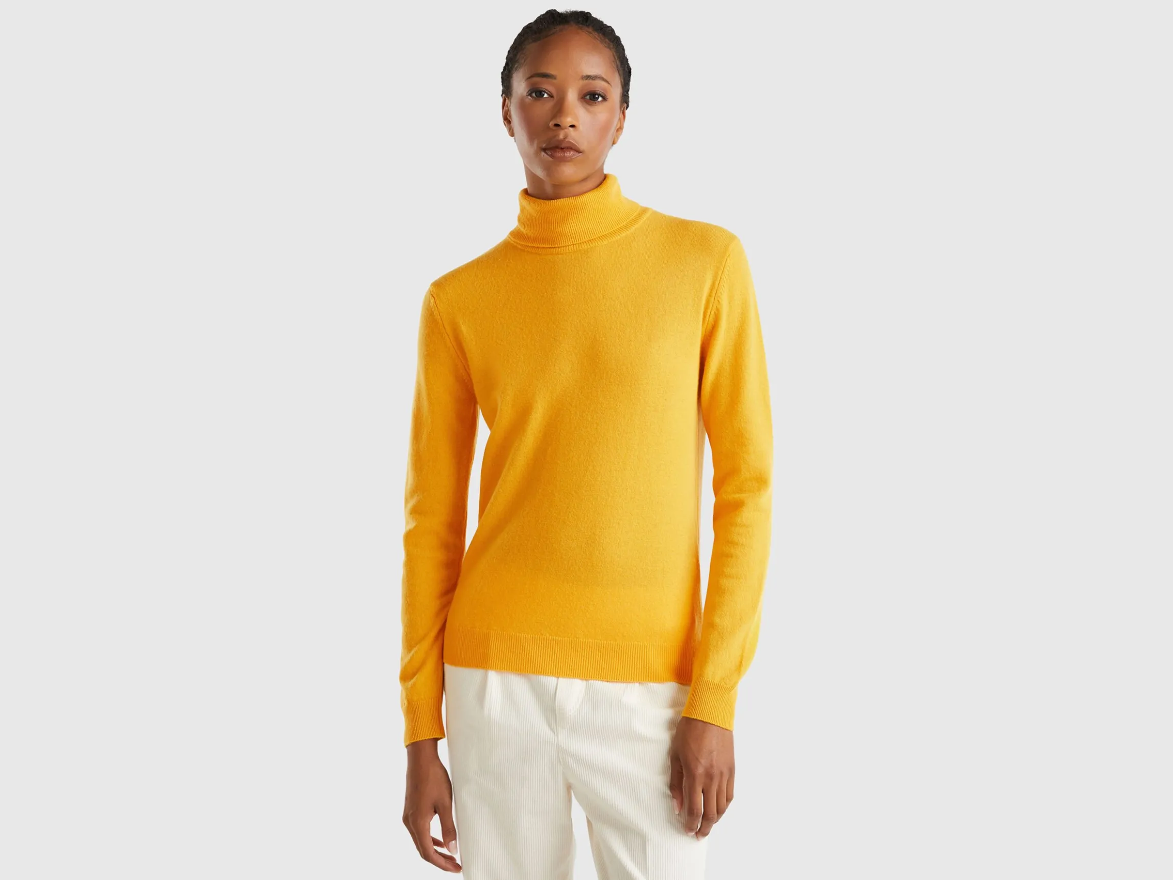 Yellow ochre turtleneck sweater in pure Merino wool