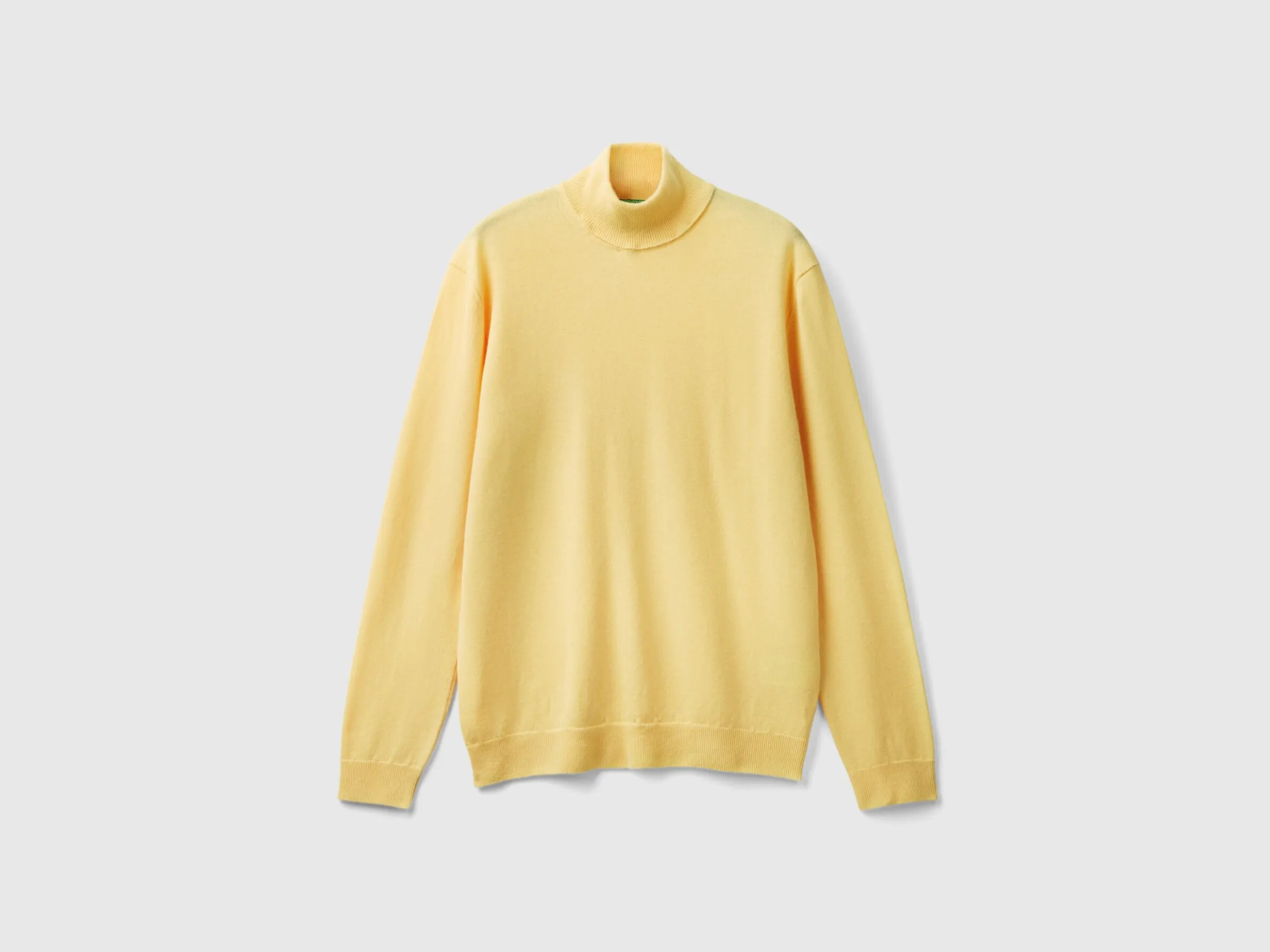 Yellow turtleneck in pure Merino wool