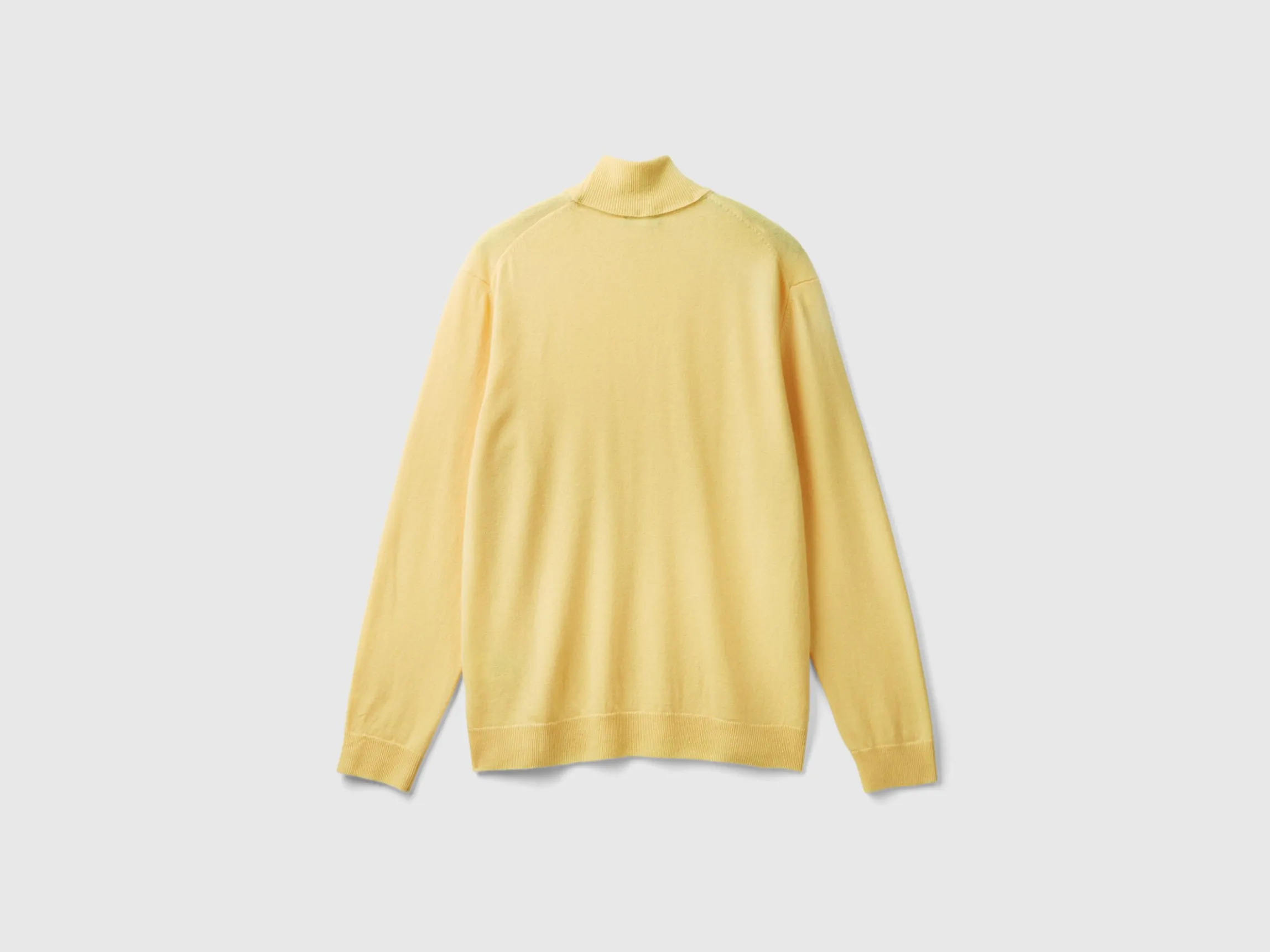 Yellow turtleneck in pure Merino wool