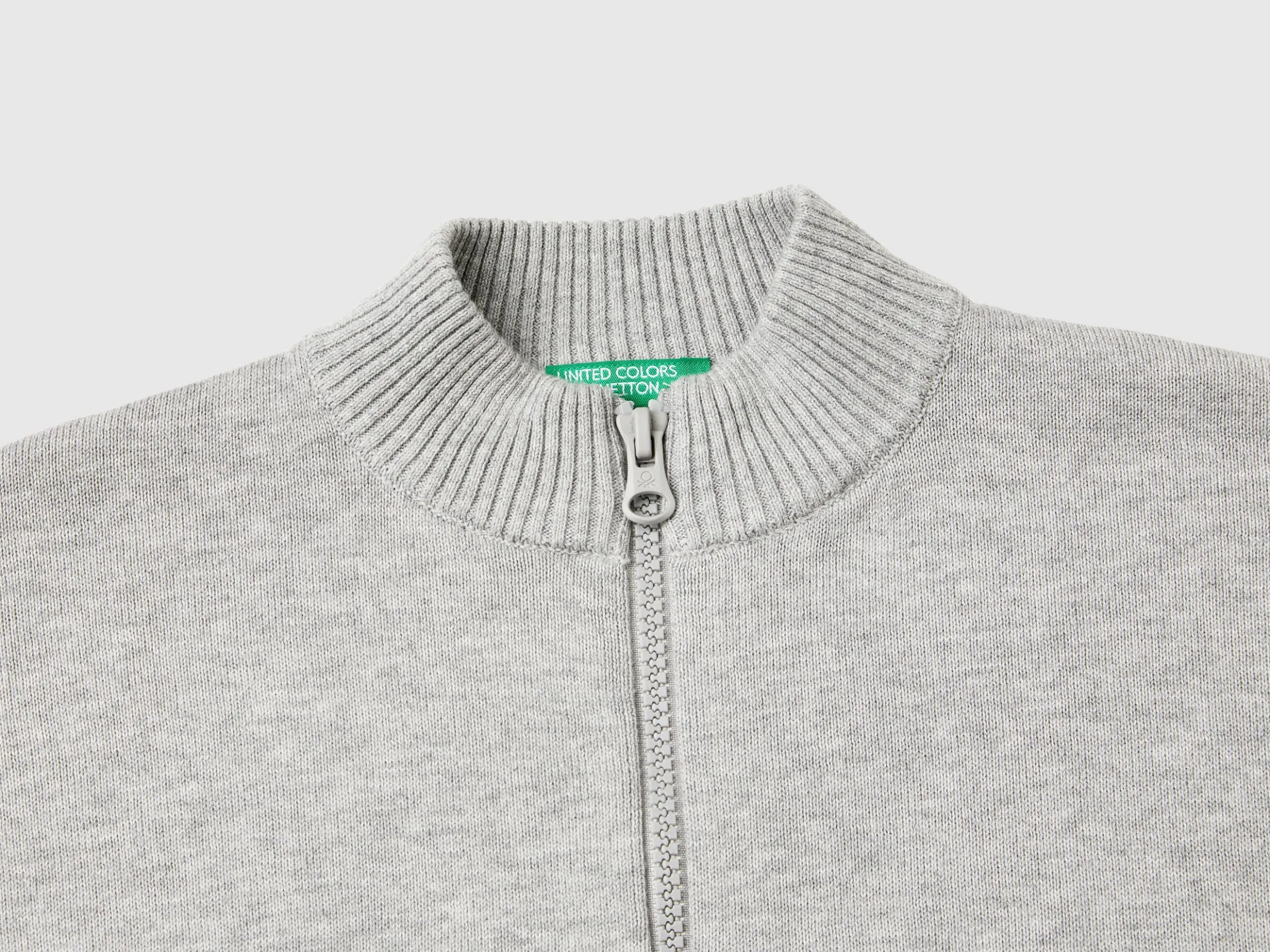 Zip-up cotton cardigan